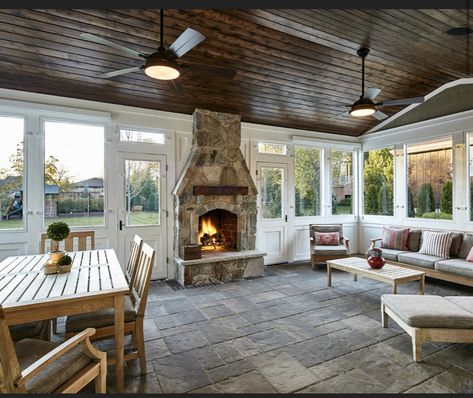 Craftsman Sunroom, Sunroom With Fireplace, Cottage Sunroom, Rustic Sunroom, Enclosed Patio Ideas, Farmhouse Sunroom, Sunroom Remodel, Back Porch Designs, Rustic Craftsman