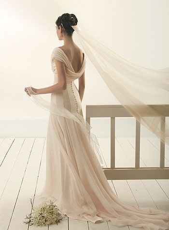 Bridal Stylist, A Wedding Dress, New Looks, Elegant Wedding Dress, Gorgeous Gowns, Wedding Dresses Simple, Beautiful Gowns, Bridal Collection, Dream Dress