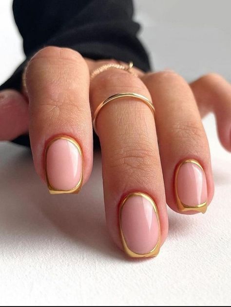 Border Nails, Manicure Gold, Cute Fall Nails, Fall Season Nails, Autumn Manicure, Nails With Gold, Season Nails, Uk Nails, Ten Nails