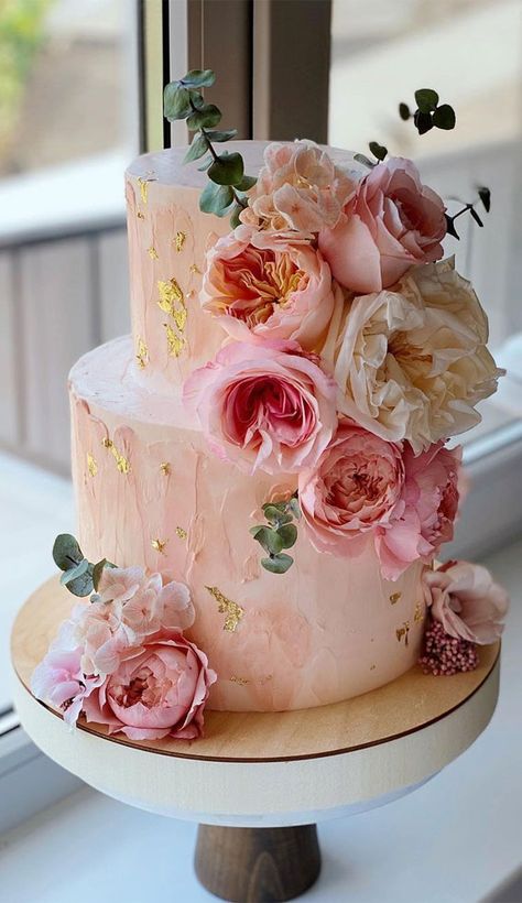 Pretty Cake Ideas, Cake With Flowers, Pretty Cake, Birthday Cake With Flowers, Beautiful Cake Designs, Elegant Birthday Cakes, Pink Birthday Cakes, Cute Cake, 18th Birthday Cake