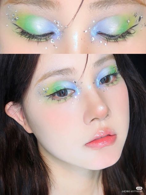 Blue And Green Eyeshadow Looks, Green Eyelook, Stickers Makeup, Ulzzang Makeup Tutorial, Makeup Charts, Makeup Tumblr, Doll Eye Makeup, Makeup Face Charts, Hot Makeup