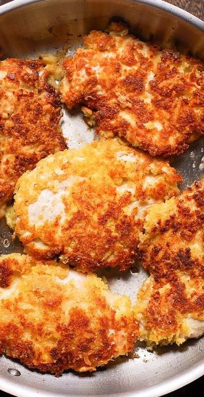 Easy Pan-Seared Chicken Fried Boneless Chicken Breast, Fried Breaded Chicken, Fried Chicken Breast Recipe, Pan Fried Chicken Breast, Easy Fried Chicken, Chicken Boneless Breast Recipes, Fried Chicken Cutlets, Breaded Chicken Recipes, Chicken Cutlet Recipes