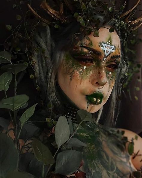 Elements Makeup, Celtic Otherworld, Class Photoshoot, Viking Makeup, Fantasy Make-up, Goddess Makeup, Nature Witch, Nature Goddess, Witch Makeup