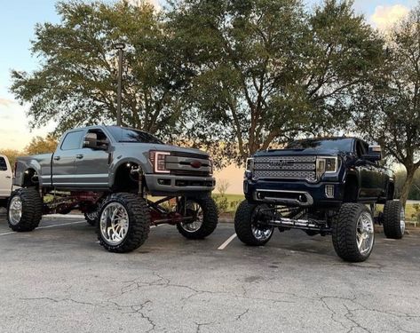 Diesel Pickup Trucks, Classic Cars Trucks Chevy, Big Ford Trucks, Car Builds, Country Trucks, Gmc Denali, Ford Trucks F150, Trucks Lifted Diesel, Lowered Trucks