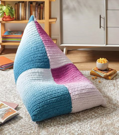 Bean Bag Crochet Pattern, Diy Crochet Bean Bag Chair, Floor Pillows Crochet, Crochet Beanbag Chair, Crochet Chair Pillow, Crochet Bean Bag Pattern, Giant Crochet Pattern Free, Crochet Floor Pillow Free Pattern, Crochet Floor Pouf Pattern Free