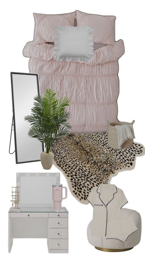 Leopard Print And Pink Bedroom, Pink Cheetah Bedroom, Bedroom Ideas Cheetah Print, Light Pink And Cheetah Bedroom, Pink Cheetah Print Room, Cheetah Print Dorm Room, Pink And Leopard Bedroom, Pink And Cheetah Bedroom, Cheetah Print Room Decor