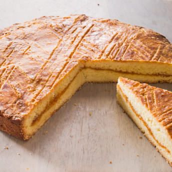 Gâteau Breton with Apricot Filling | America's Test Kitchen Apricot Filling, Basque Cake, French Heritage, Donut Toppings, Balanced Eating, Cookie Toppings, Caramel Tart, Butter Cake Recipe, French Recipes