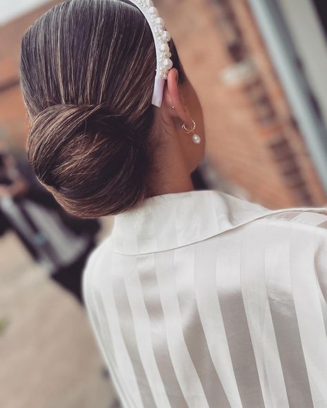 Smooth bridal bun with headband Bridal Bun With Headband, Bun With Headband, Bride Bun, Bridal Bun, Wedding Themes, Wedding Hair, Wedding Hairstyles, Hairstyles, Band