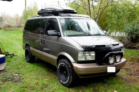 2000 GMC Safari AWD Van Chevy Astro Van, Gmc Vans, Stealth Camping, Astro Van, Adventure Van, Tiny Trailers, Gmc Safari, Road Trip Car, Chevy Van