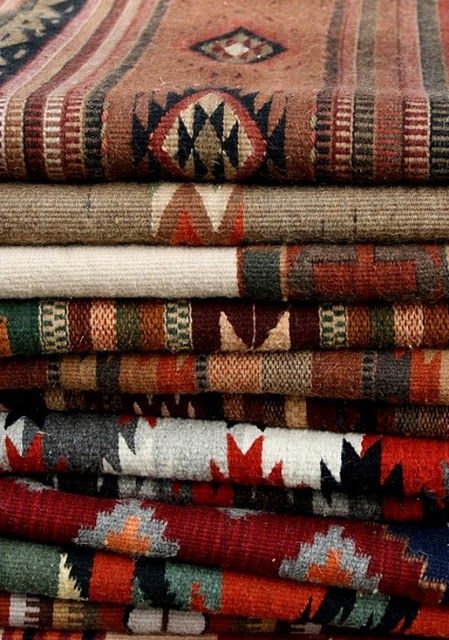 Native American Goods Indian Blankets, Southwestern Decor, Navajo Rugs, Southwest Decor, Bohemian Aesthetic, Decor Studio, Bohol, Southwest Style, Cabin Fever