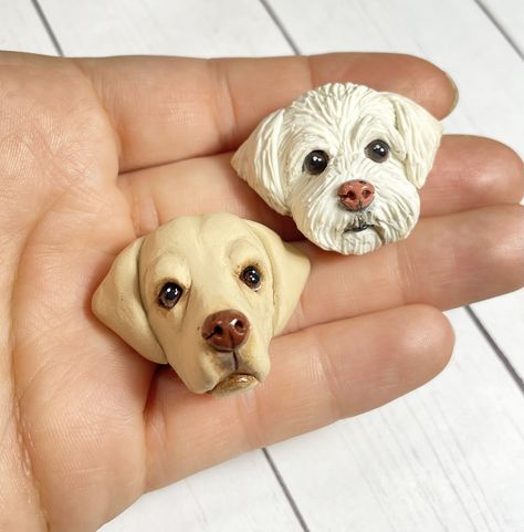 Polymer Clay Dog Ornaments, Polymer Clay Dog Keychain, Polymer Clay Dog Sculpture, Polymer Clay Labrador, Clay Dog Magnet, Dog Clay Keychain, Sculpey Clay Ideas Projects, Dog Sculpture Clay, Clay Labrador