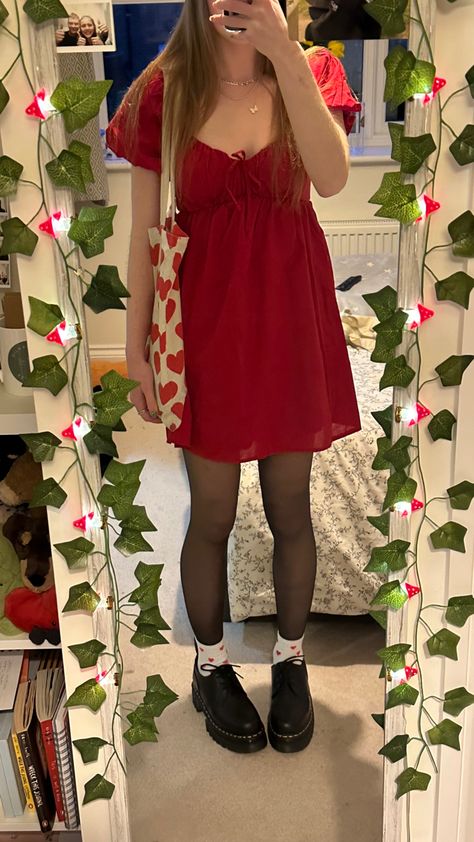 V Day Outfit Ideas, Red Dress Spring, Valentines Day Outfits Dress, Cute Valentine’s Day Dresses, Dressy Valentines Day Outfit, Heart Outfits Aesthetic, Hot Valentines Outfit, Red Valentines Dress Outfit, White Dress With Red Hearts