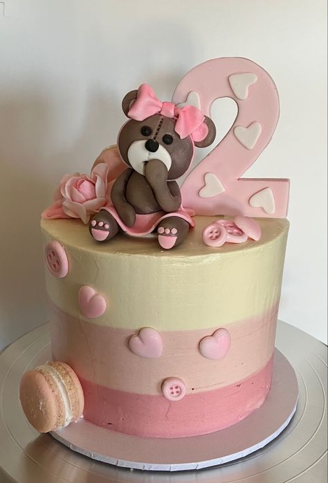 Birthday Cake 2 Year Girl, 2year Birthday Cake, Cake For 2 Year Girl, Birthday Cake For 2 Year Girl, Two Year Old Birthday Cake, Cute Bear Birthday Cake, Teddy Bear One Year Old Birthday Cake, Bear Buttercream Cake, Teddy Bear Topper