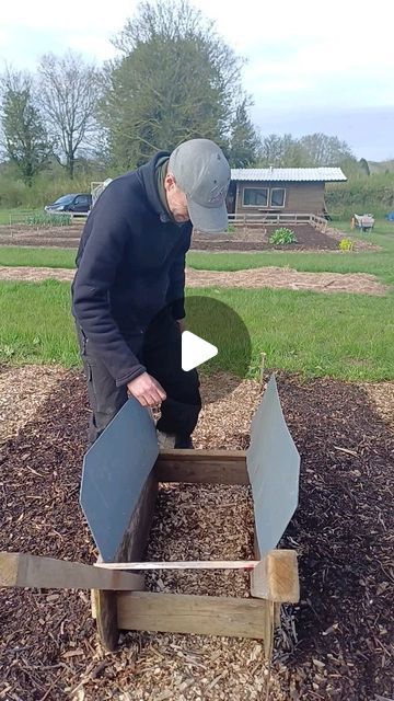 Farm Store Ideas, Community Farm, Farm Hacks, Heath Robinson, Diy Compost, Farm Projects, Farm Tools, Market Garden, Backyard Farming