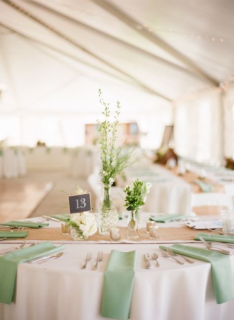 sage table setup | via Sage Wedding Ideas from http://emmalinebride.com/color/sage-green-wedding-ideas/ Coral And Mint Wedding, Mint And Gold Wedding, Sage Green Wedding Theme, Minted Wedding, Burlap Wedding Decorations, Rustic Spring Wedding, Nordic Wedding, Mint Green Wedding, Wedding Mint