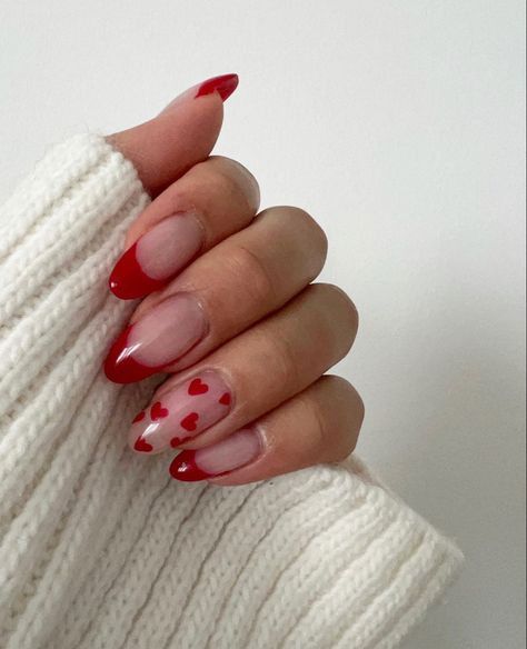 Holiday Acrylic Nails, Kiss Nails, February Nails, Nail Designs Valentines, Winter Nail, Oval Nails, Beauty Nail, Heart Nails, Dream Nails