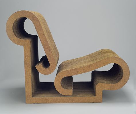 Frank Gehry / "Contour" chair / designed 1970, manufactured c. 1982 /  corrugated cardboard, Masonite / The Metropolitan Museum of Art Easy Edges, Frank Gehry Furniture, Cardboard Chair, Nature House, Fish Lamp, Cardboard Design, Frank Gehry, Cardboard Furniture, 3d Laser