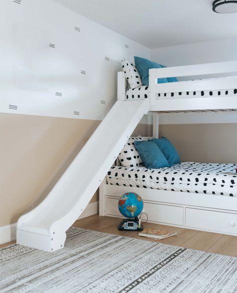 Stay cool this summer with a fun bunk!⁠ .⁠ Our fun bunk beds transform any bedroom into an indoor playground, giving you a nice escape from the summer heat. The slide is great for playtime and makes it exciting and easy to get out of bed each morning. Click the link in our bio to check out all of our bunk beds with slides!⁠ .⁠ Room by: @kathlynceleste⁠ .⁠ #mymaxtrix #bunkbeds #kidsroominspo #kidsfun #kidssleepover #kidsstorage #summerstyle #indooractivities Bunk Bed Slide Diy, Bunk Beds Slide, Fun Bunk Beds, Bunk Beds With Slides, Beds With Slides, Lego Oc, Slide Bed, Kids Sleepover, Double Bunk Beds