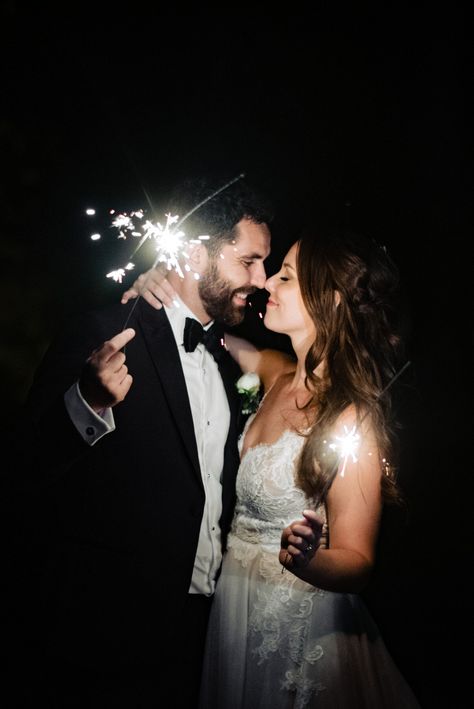 Evening Wedding Pictures, Wedding Sparkler Exit, Backyard Wedding Pictures, Wedding Landscape, Sparkler Engagement Photos, Sparkler Pictures Wedding, Night Time Wedding Photos, Sparklers Wedding Pictures, Sparkler Wedding Pictures