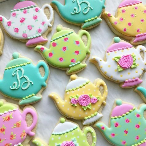 No photo description available. Tea Pot Cookies, Tea Party Sugar Cookies, Bridal Shower Cookie Favors, Shabby Chic Cookies, Tea Cup Cookies, Tea Party Cookies, Pot Cookies, Baby Shower Tea Party, Teapot Cookies