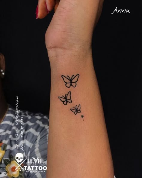 Women Body Tattoos, Butterfly Tattoo Outline, Butterfly Outline Tattoo, Butterfly Tattoos On Arm, Butterfly Hand Tattoo, Butterfly Wrist Tattoo, Simple Tattoos For Women, Butterfly Outline, Simple Tattoos For Guys