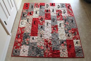 Hockey Quilt, Quilting Beginners, Fast Quilts, Tile Quilt, Creative Quilting, Square Quilts, Quick Quilts, Quilts Patchwork, Charity Quilts