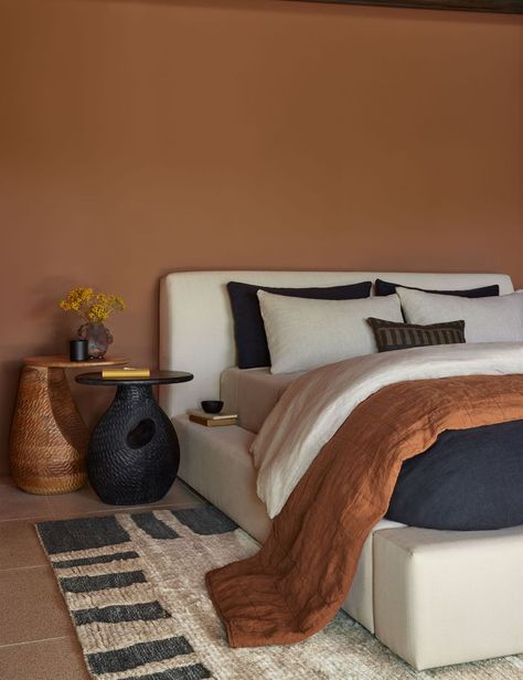 Hawkins New York Simple Linen Quilt in 2022 | Linen quilt, Home bar cabinet, Room ideas bedroom Southwest Bedroom, Bed Design Modern Luxury, Simple Linen, Masculine Bedroom, Linen Bed, Bedroom Orange, Bed Design Modern, Bed Quilt, Linen Quilt