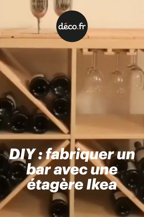 L'étagère ajourée Kallax, un grand classique de chez IKEA que l'on a souvent l'habitude de voir utilisée en meubles à vinyles, meuble à chaussures, bibliothèque ou encore meuble de rangement fourre-tout... Mais que les amateurs de grands crus se réjouissent : avec un minimum de temps, un minimum d'effort et un minimum de matériel, il est tout à fait possible de transformer cette célèbre étagère IKEA... en un range-bouteilles design, tendance et personnalisé. Cave Vin, Coin Bar, Kallax Ikea, Diy Bar, Diy Couture, Wine Storage, Storage Unit, Wine Rack, Dye