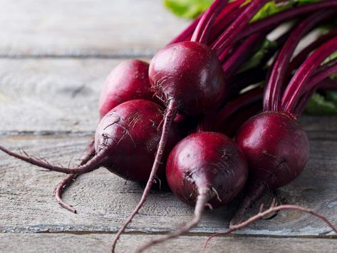 9 Superfoods for a Healthy Gallbladder Diet Amish Dinner Recipes, Gallbladder Attack, Gallbladder Health, Cooking Beets, Beets Carrots, Gallbladder Diet, Gall Bladder, Fresh Beets, Low Sodium Diet