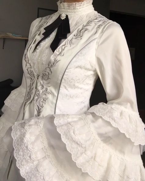 🦇 Embroidered Bat Wings Waistcoat with front zipper closure, available in black and white. Preorder now for $62.00! Shop here: https://www.devilinspired.com/extremely-luxurious-banquet #waistcoat #princestyle #oujifashion Ouji Fashion Aesthetic, Non Binary Wedding Outfit, Queer Formal Wear, Ouji Style, Ouji Fashion, Old Fashion Dresses, Concept Clothing, White Suit, Fashion Enthusiast