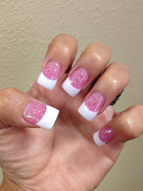 Nails Pink Mcbling Nails, Simple 2000s Nails, Short Mcbling Nails, Easy Nail Polish Ideas, Trashy Nails, 2000 Nails, Mcbling Nails, Nail Polish Ideas Easy, Easy Nail Polish