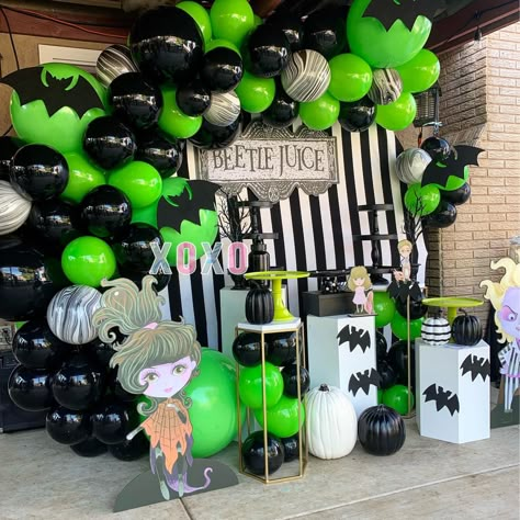 Beetlejuice Party Decorations Beetlejuice Party, Juice Party, Halloween Juice, October Baby Showers, Halloween Themed Birthday Party, Halloween Gender Reveal, Halloween Baby Shower Theme, Beetlejuice Halloween, Goth Baby