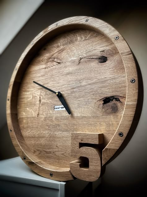 Wooden Clock Ideas Unique, Wooden Clock Ideas, Clocks Aesthetic, Modern Wall Clock Design, Large Wall Clock Decor, Bedroom Clock, Wood Clock Design, Watch Wall, Wood Working Projects