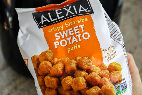 Sweet Potato Puffs, Sweet Potato Tater Tots, Sweet Potato Tots, Tater Tot Recipes, Freeze Sweet Potatoes, Potato Tots, Potato Puffs, Kid Lunches, Sweet Potatoe Bites