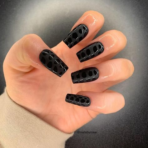 Black Snake Skin Nails, Snake Skin Nails, Black Snake Skin, Black Betty, Nail Art Ombre, Skin Nails, Black Snake, Snake Skin, Matte Black