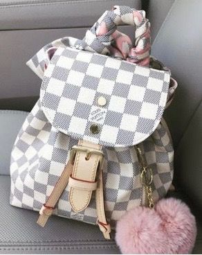 Louis Vuitton cream color  Damier Azur backpack Mochila Louis Vuitton, Handbags Aesthetic, Louis Vuitton Handbags Prices, Tas Louis Vuitton, Tas Lv, Mom Purses, Beautiful Purses, Sac Louis Vuitton, Handbags Luxury