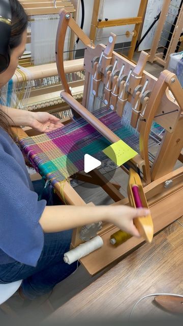 Lo Meets Loom on Instagram: "Waffling along #waffleweave #learntoweave #weaving 🧇" Weaving Videos, Waffle Weave, Loom Weaving, Loom, Waffles, Weaving, On Instagram, Instagram