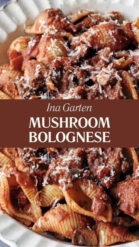 Ina Garten Mushroom Bolognese Italian Mushroom Recipes, Cremini Mushroom Recipes, Mushroom Bolognese Sauce, Weeknight Bolognese Ina Garten, Mushroom Bolognese Ina Garten, Mushroom Walnut Bolognese, Mushroom Wine Sauce Pasta, Baby Bella Mushroom Recipes, Mushroom Bolognese