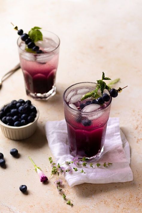 I've been in love with mock-tails this August especially when I find them so easy to make. I love that it is also non-alcoholic to share with loved ones who prefer it that way. Recently, I played around with some blueberries and decided to make a refreshing drink to combat the summer heat. Blueberries and ginger is one of my favorite combinations and I think it's such a fresh drink for the season. This recipe is easy to make and has minimal hands on time. Just need to wait for the blue… Ginger Mocktail, Corn Salad Recipe Easy, Easy Corn Salad, Blueberry Bread Recipe, Easy Homemade Ice Cream, Blueberry Banana Bread, Corn Salad Recipes, Shake Shake, Lime Vinaigrette