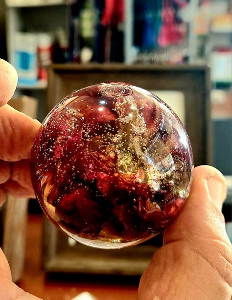 Epoxy resin and flowers christmas ball Resin And Flowers, Christmas Ball, Christmas Balls, Epoxy Resin, Wood Furniture, Wood, Flowers, Christmas, Furniture