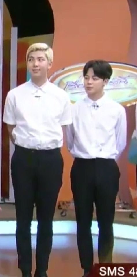 (33) Quora Jimin Height Difference, Jungkook Height, Jimin Height, Jungkook And Jimin, Height Difference, Army Girl, Bulletproof Boy Scouts, Celebrity Art, Jimin Jungkook