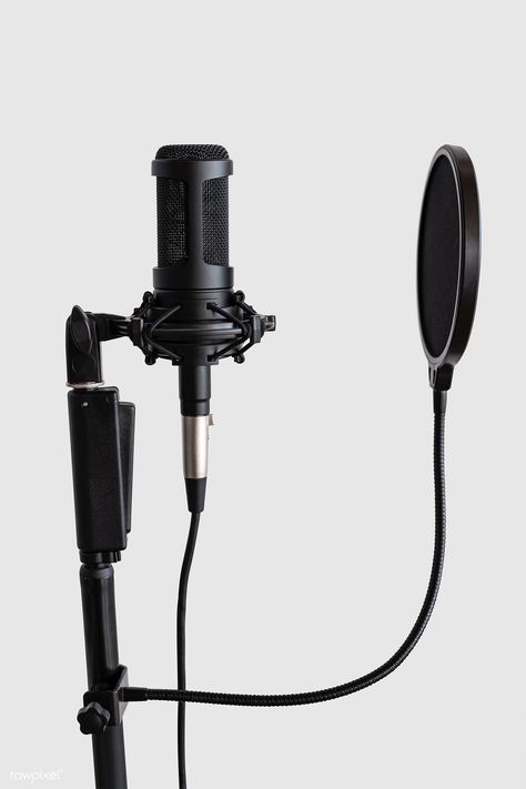 Professional condenser microphone with a pop filter in a studio | premium image by rawpixel.com / Teddy Rawpixel #picture #photography #inspiration #photo #art Microphone Podcast, Recording Studio Microphone, Studio Room Design, Studio Mic, Recording Studio Equipment, Home Recording Studio Setup, Recording Studio Setup, Concert Stage Design, Gaming Microphone