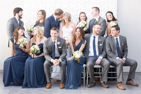 Navy Bridal Parties, Bridal Party Groomsmen, Bridal Parties Colors, Wedding Parties Pictures, Groomsmen Grey, Boda Mexicana, Wedding Picture Poses, Bridal Parties, Bridal Party Photos