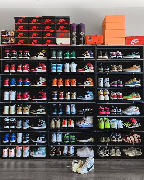 #bruceha on Instagram: “Some have bookshelves i have shoeshelves ...#shoeshelves  it makes it easier to pick what to wear for the day.... the new sneaker wall by…” Sneaker Head Closet, Sneakerhead Room, Sneaker Closet, Sneaker Displays, Sneakers Wallpaper, Closet Shoes, Shoe Room, Inspiration Wallpaper, Shoes Wallpaper