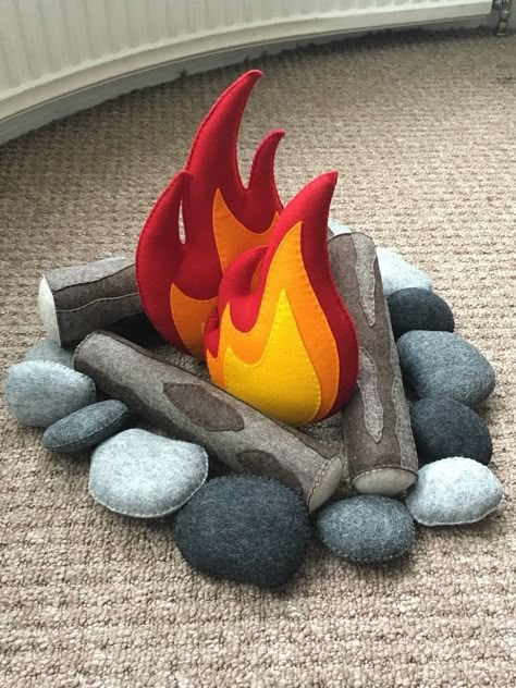 Felt Playset, Felt Campfire, Felt Bunting, Childrens Bedroom Decor, Adventure Nursery, Felt Food, Felt Decorations, Creation Couture, Baby Crafts