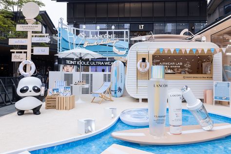 Lancome Teint Idole Collection Beach Pop-Up Installation, Sino-Ocean Taikoo Li Chengdu China. China Pictures, School Exhibition, Chengdu China, Event Booth, Retail Inspiration, Beach Events, Exhibition Stand Design, Event Activities, Pop Up Event