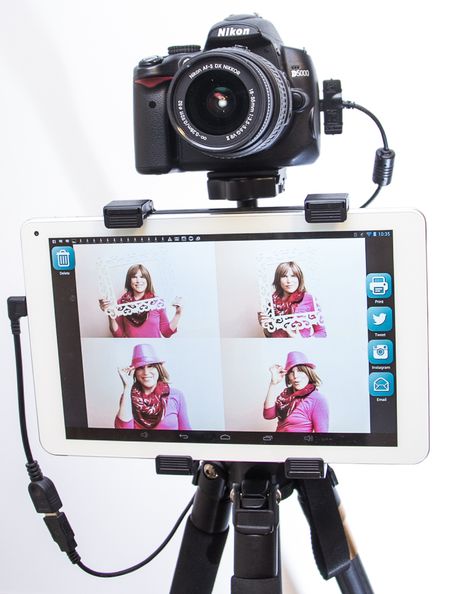 "Create the ultimate photo booth with your android device"  All you need to get started is your camera, an android device, and a USB cable Photo Booth App, Photo Booth Setup, Diy Christmas Photo, Booth Setup, Booth Diy, Photo Booth Business, Photo Booth Design, Audio Guest Book, Photo Booth Background