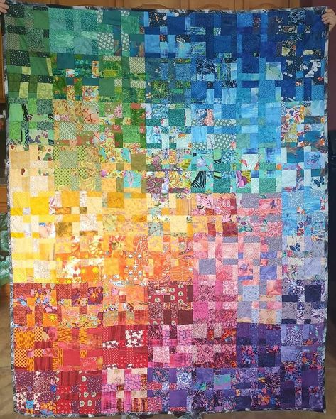 Cathedral Window Patchwork, Watercolor Quilt, Kaffe Fassett Quilts, Quilt Studio, Scrap Quilt Patterns, Quilt As You Go, Quilting Studio, Colorful Quilts, Kaffe Fassett