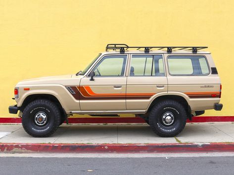 Retro Van Paint Job, Vintage 4runner, Landcruiser 79 Series, Accessoires 4x4, Car Stripes, Jimny Suzuki, Combi Volkswagen, International Scout, 4 Runner