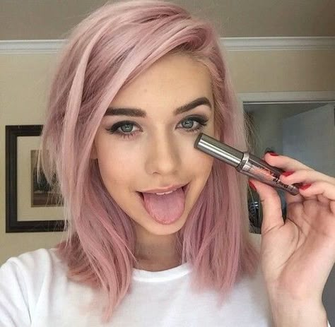 Kind of wanting to do this color<3 rose color hair, pink hair, rose hair color Gold Hair Colors, Hair Color Rose Gold, Pastel Pink Hair, Clothing Winter, Clothing Cute, Hair Color Pink, Rose Gold Hair, Pastel Hair, Funny Face